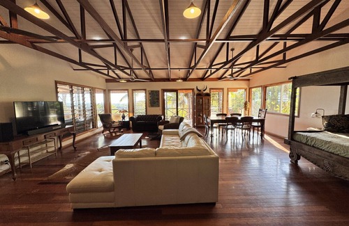Mowbray House | WYBALENA Entire Private Home, Ocean and valley views Tropical Oasis Pool Garden