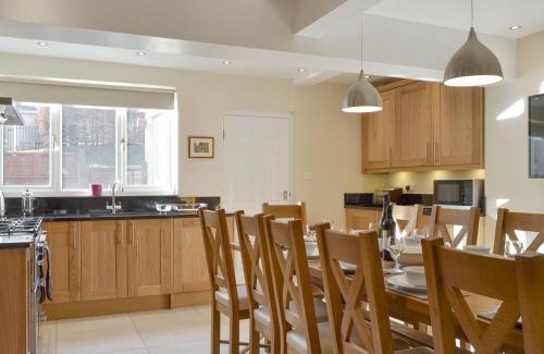 Bakewell House | Wyedale