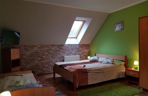 Karpacz House | Wynajem Pokoi Willa Pod Lasem