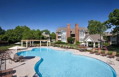 Coliseum Central Apartment | Wyndham 108 Corporate & Modern 1br Suite
