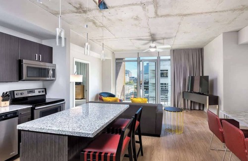 Clarksville Condo | Wyndham Austin Resort | King Bed Studio Suite