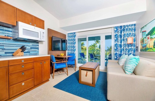 Estate Frenchman Bay Condo | Wyndham Limetree Beach Resort | Three Studio Suites