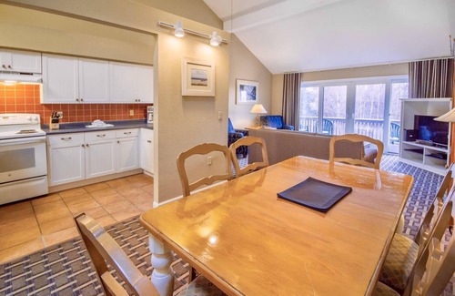 Jamestown Condo | Wyndham Newport Overlook | 2BR/2BA King Bed Suite