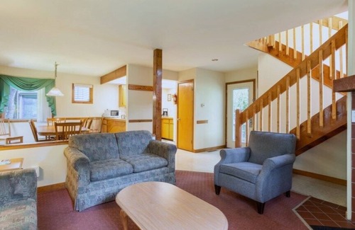 East Stroudsburg Condo | Wyndham Resorts at Shawnee Village - 1 Bedroom Villa