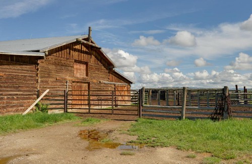 Daniel House | Wyoming Horse Property Near Outdoor Recreation!