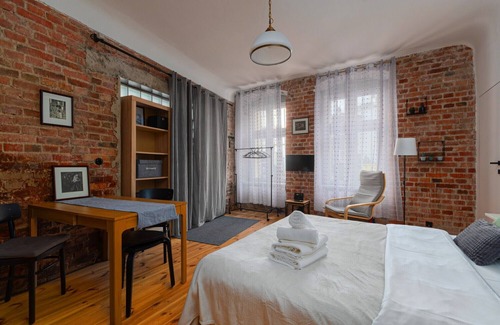 Srodmiescie Apartment | Wyspa Słodowa Bricks Studio