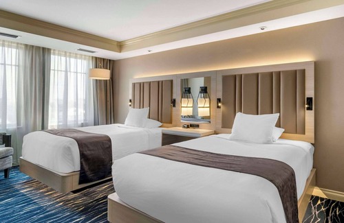 Punta Gorda Hotel | Wyvern Hotel, an Ascend Collection Hotel