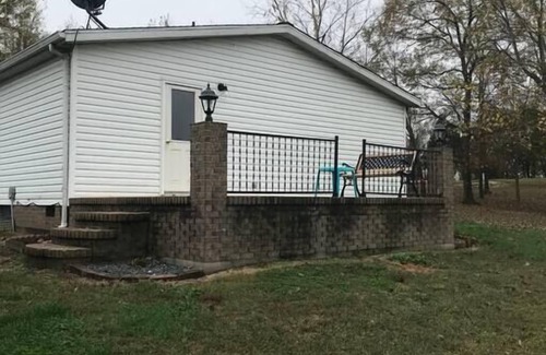 Mariah Hill House | X Marks the Spot(Blue)1.5 miles from Holiday World