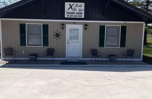 Santa Claus House | X Marks the Spot (Green)