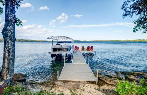 Rideau Lakes Ski Chalet | Xanadu - Zen waterfront retreat on Upper Rideau