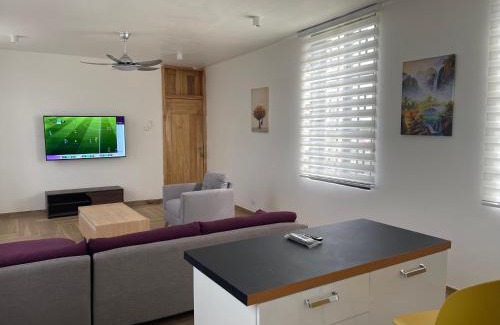 Oyarifa Apartment | Xantis