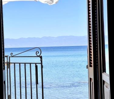 Koroni Hotel | Xenios Zeus Rooms