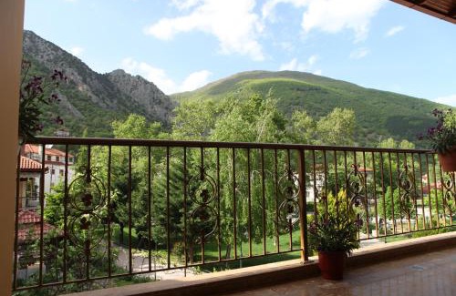 Loutraki Apartment | Xenonas Platia