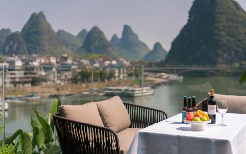 Yangshuo Hotel | Xitang River View Holiday Motel