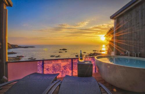 Shirahama Hotel | XYZ Private Spa and Seaside Resort