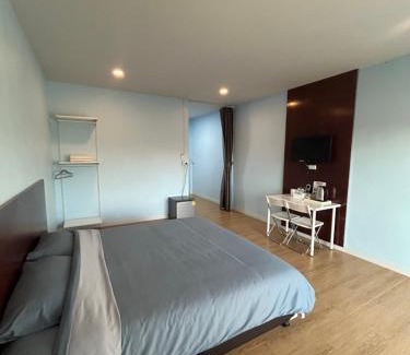 Ta Phraya Hotel | Y Apartment - วายอพาร์ทเม้นท์