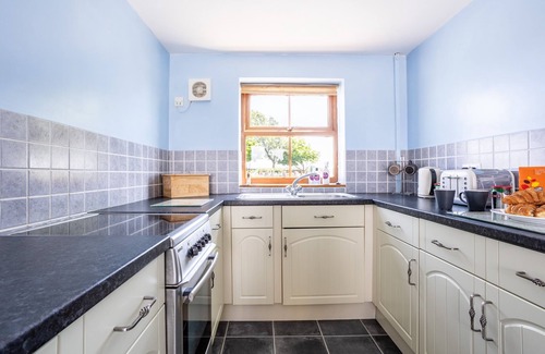 Llanfaelog House | Y Stabl: 2‑Bed Cottage Sleeping 5 in Llanfaelog | Managed by Anglesey Holiday Lettings