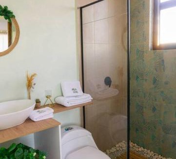 Eugenio Espejo Ski Chalet | Yaktari Cabaña del Florecimiento Lago San Pablo