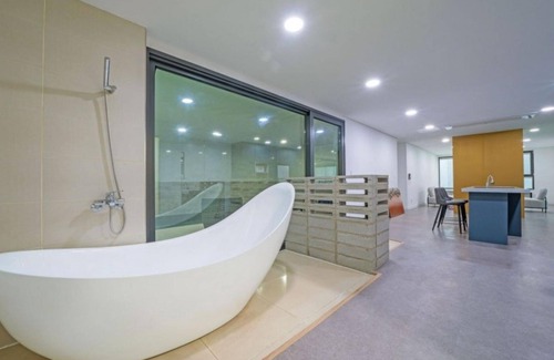 Yangpyeong House | Yangpyeong Uno House Pool Villa