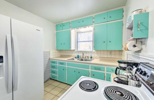 Temple House | Yard with BBQ Pit Getaway Near Dtwn Temple!