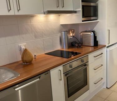 Mount Evelyn Apartment | Yarra Ranges Country Apartment