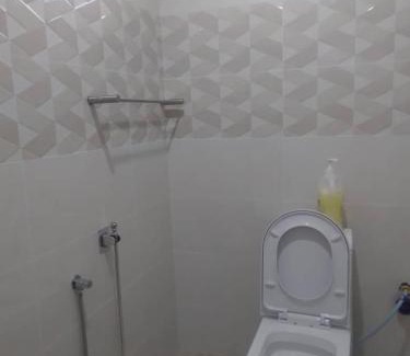 Kijal House | Yasmeen Studio Roomstay Kijal - Room 1 - FOR TWO PERSON ISLAM GUEST ONLY