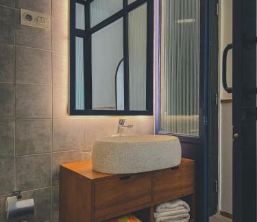 Wirobrajan Hotel | YATS Colony