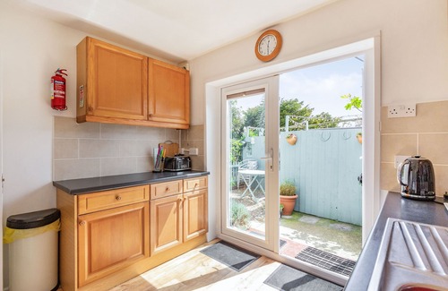 Rescorla Cottage | YAZUMEZ, pet friendly, with a garden in St. Austell