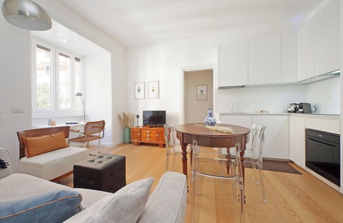San Giovanni Apartment | YCH Delightful flat near San Giovanni