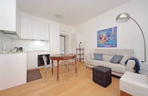 San Giovanni Apartment | YCH Delightful flat near San Giovanni