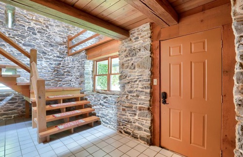 Ephrata Apartment | Ye Olde Stone Gables