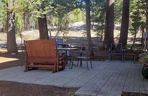 Bear Valley Condo | Year Round Condo- Sleeps 5! - Tamarack #17 by Bear Valley Vacation Rentals