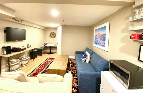 Moscow Ski Chalet | Year-Round Luxury Mountain Villa @ Trapp & Stowe with Resort Amenities Included!