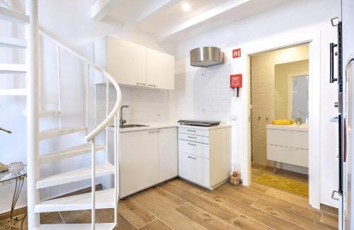 Sao Pedro Apartment | Yellow Barqueta Studio