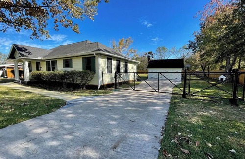 Southeast Houston House | Yellow Brick Road House 1miles from Hobby Airport