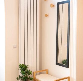 Cluj-Napoca City Centre Apartment | Yellow studio