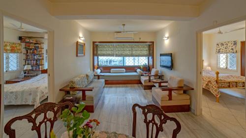 Bhowanipore Apartment | Yellowbrick - Calcutta's Freshest BnB