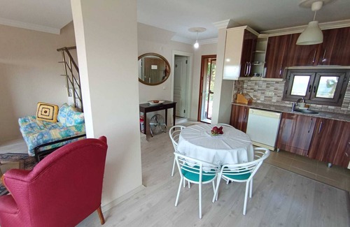 Foca House | YeniFoça Tatil Evi
