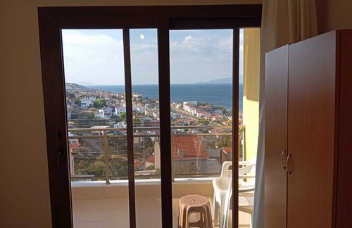 Foca House | YeniFoça Tatil Evi