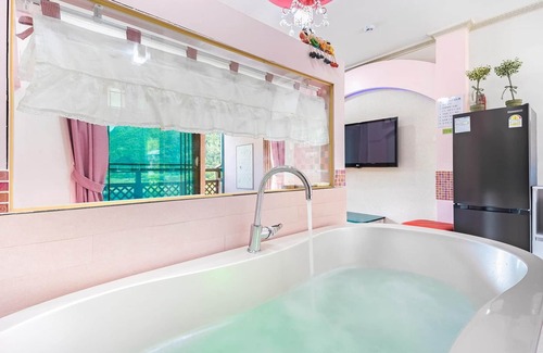 Yeongwol House | Yeongwol Gangeulpumeunsoo Pension