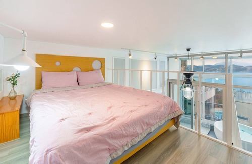 Yeosu House | Yeosu Nangman Pension