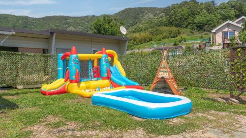 Pokchon House | Yeosu Noeul Walk Pet Pension