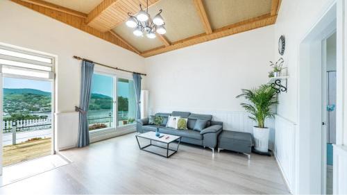 Yeosu House | Yeosu Sky Pension