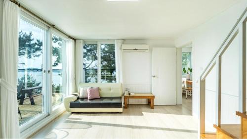 Yeosu House | Yeosu Sky Pension