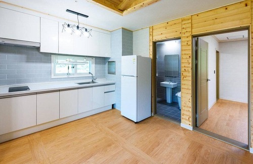 Yeosu House | Yeosu Sora Noeul Pension
