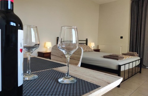 Psalidi Apartment | Yiorgos, amazing sunset view house