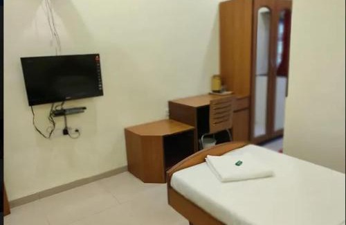 Wellington Pier Hotel | YMCA Colaba Mumbai
