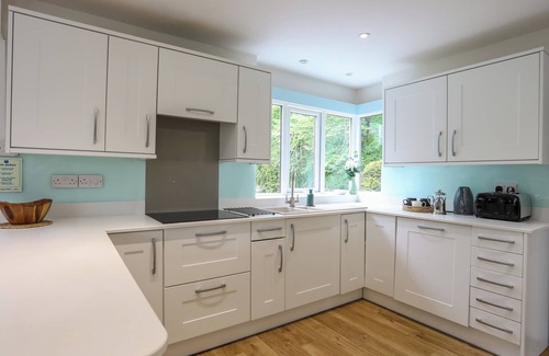 Menai Bridge Cottage | YNYS CASTELL, pet friendly, country holiday cottage in Menai Bridge