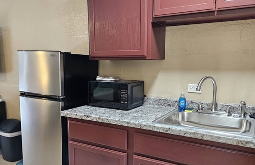 Keaukaha Apartment | Yonegan Plumeria Hilo Hotel - Nai'a (Dolphin)