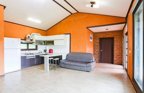 Yongin House | Yongin Byeolbaragi Pension